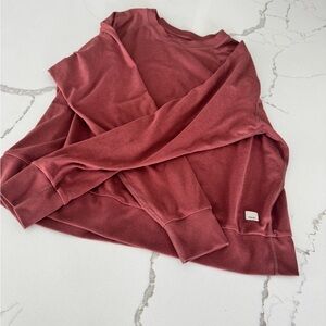 Vuori Women's Sweatshirt in Dusty Rose